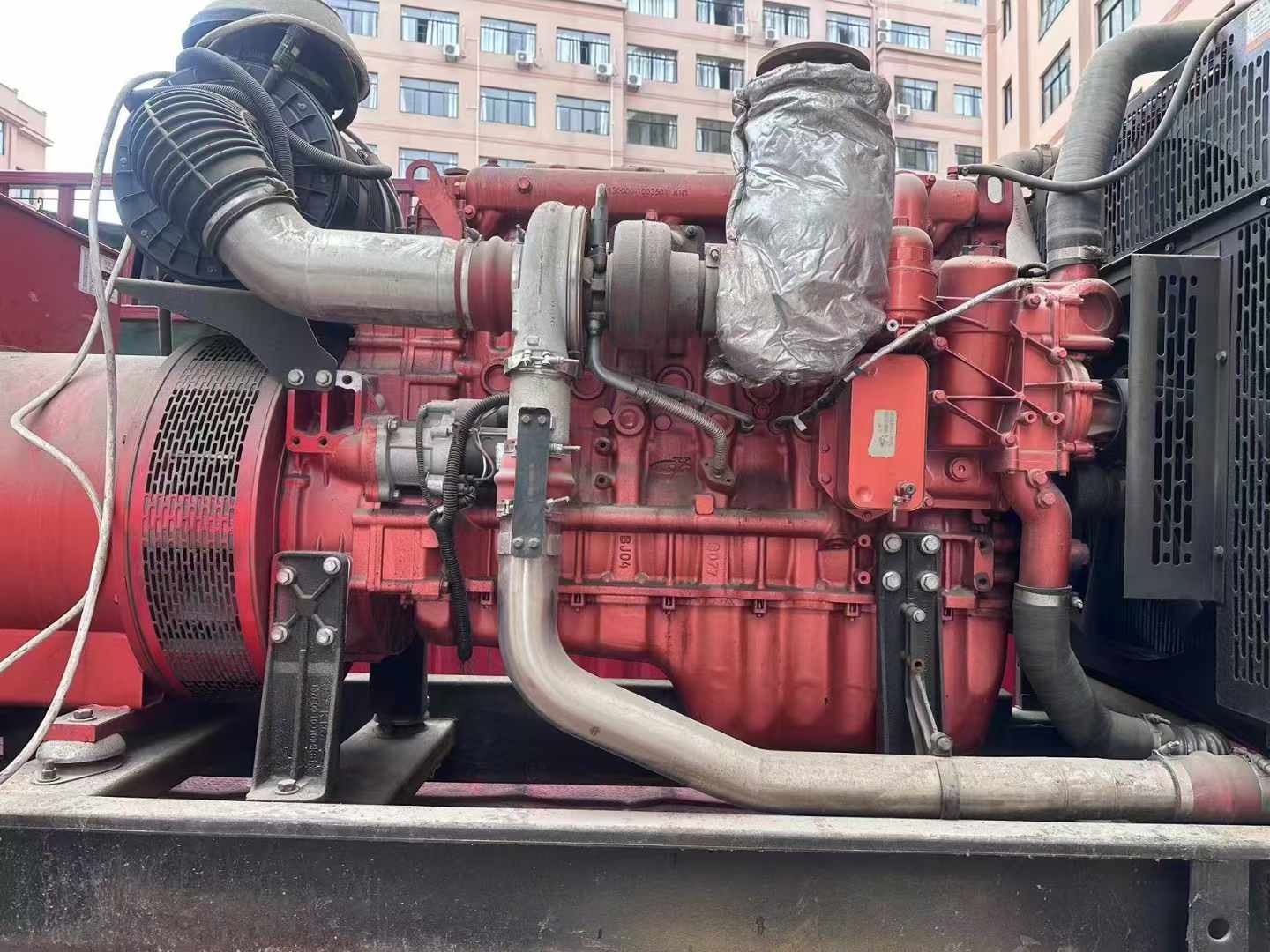 马关如何选择适合 600kW 柴油发电机组的过载保护器？